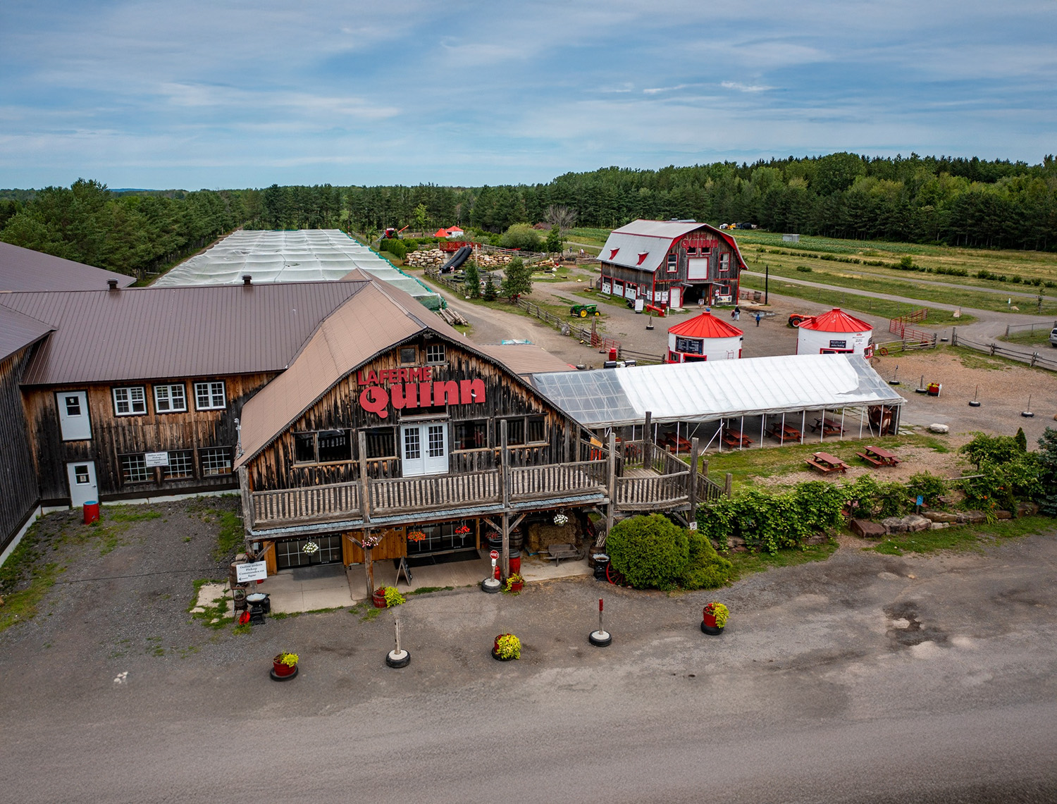 La Ferme Quinn - Quinn Farm cover